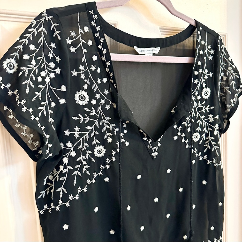 Sheer black American Eagle top - Picture 2 of 4